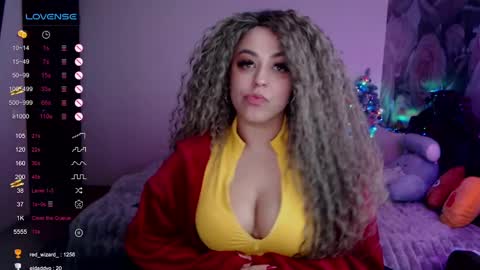 _just_a_queen_3 online show from February 6, 2025, 9:17 pm