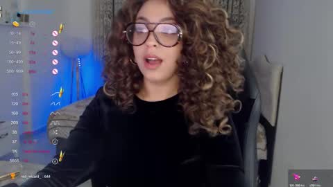 Snapshot of _just_a_queen_3 chatting on February 3, 2026, 7:19 pm _just_a_queen_3 online show from February 3, 2026, 7:19 pm