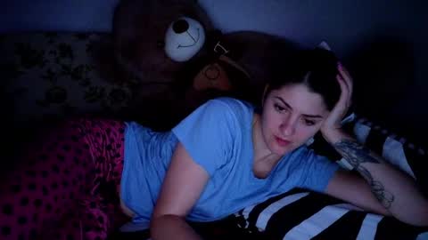 _just_a_simple_girl online show from May 12, 2026, 1:25 am
