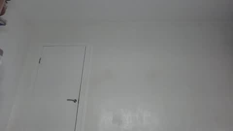 Snapshot of _kapelka_ chatting on April 9, 2026, 12:21 am KAPELKA online show from April 9, 2026, 12:21 am