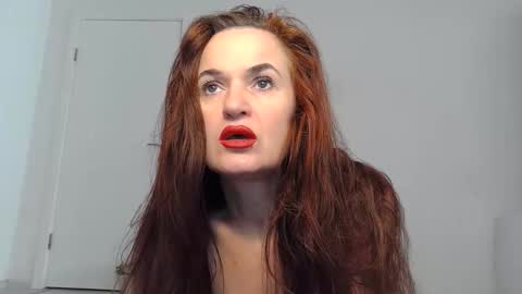 Snapshot of _kapelka_ chatting on April 14, 2026, 4:07 am KAPELKA online show from April 14, 2026, 4:07 am