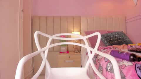 Snapshot of _karol_18 chatting on November 14, 2025, 6:45 am karol online show from November 14, 2025, 6:45 am