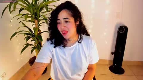     online show from December 22, 2025, 2:52 am