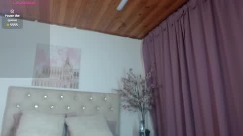 kathy online show from October 31, 2025, 11:22 am