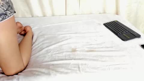 _katty_evans_ online show from January 14, 2026, 2:17 am