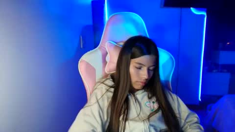 khloe sweet online show from May 27, 2026, 11:24 pm