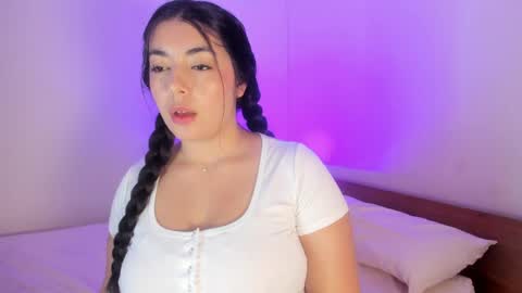 Snapshot of _kimtorres_1 chatting on April 4, 2026, 4:33 am _kimtorres_1 online show from April 4, 2026, 4:33 am