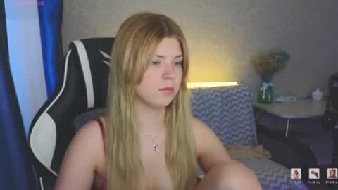 Molly   Emily online show from May 25, 2026, 4:46 pm