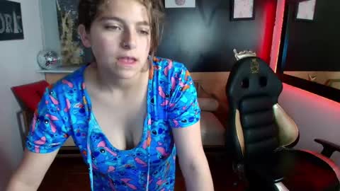 _kitten_1 online show from February 12, 2025, 1:59 pm