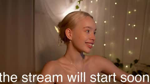 Snapshot of _kkkhaleesi_ chatting on April 5, 2026, 9:01 pm DENI online show from April 5, 2026, 9:01 pm