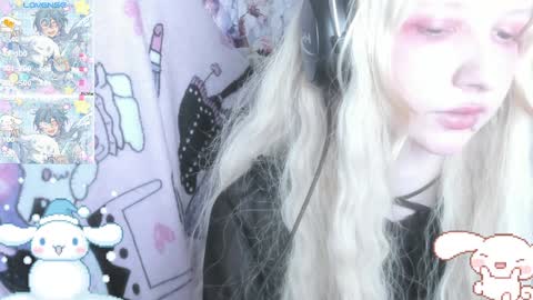  kuro  online show from December 20, 2024, 10:49 am