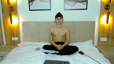 Kurt online show from February 4, 2025, 1:56 am