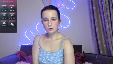 _kylle_ online show from November 5, 2025, 7:14 pm