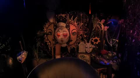 Lady Luna online show from June 7, 2026, 12:26 am