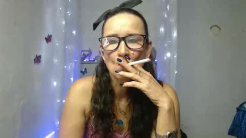 SANDRA online show from November 18, 2025, 4:17 am