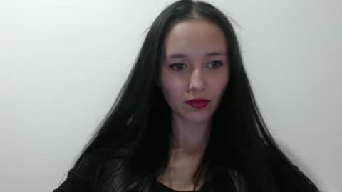 Lauren 3 online show from December 6, 2024, 4:36 am