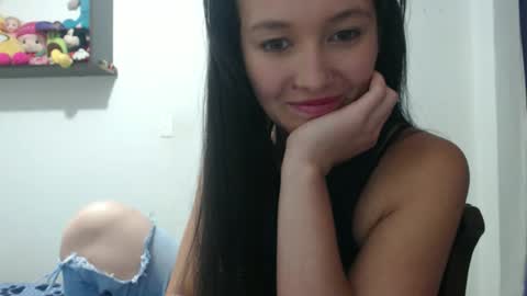 Lauren 3 online show from September 13, 2025, 6:02 am