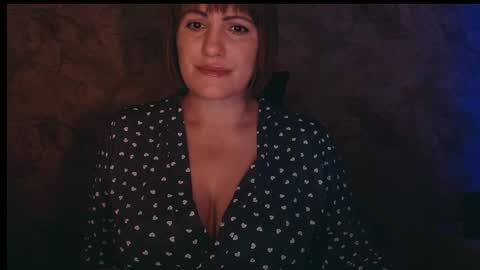 Letty online show from October 31, 2025, 10:33 pm