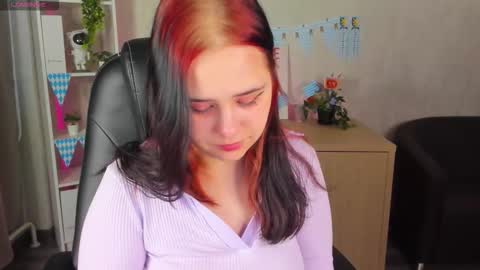 Snapshot of _lexii_pop chatting on October 14, 2025, 1:17 am Im Alis 3 online show from October 14, 2025, 1:17 am