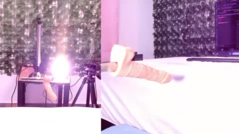 Lia Stone online show from April 15, 2026, 7:54 pm