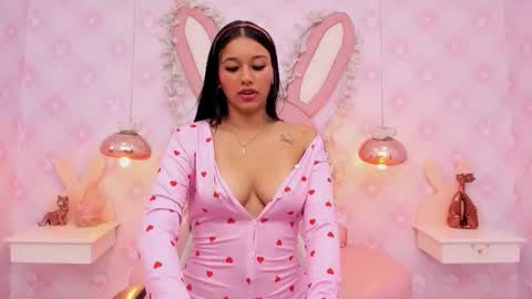  Lia Swan  online show from November 21, 2025, 4:22 am