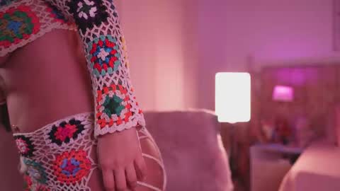 Lissana online show from November 30, 2025, 8:24 pm