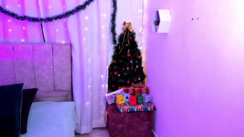 Ivy 3 online show from December 30, 2024, 10:01 pm