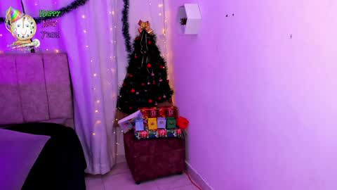 Ivy 3 online show from January 3, 2025, 10:08 pm