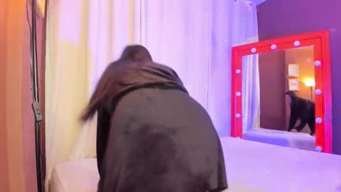 Ivy 3 online show from February 23, 2026, 7:33 pm