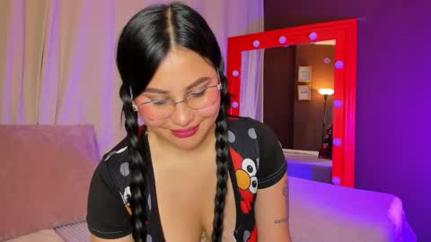 Ivy 3 online show from February 27, 2026, 7:47 pm