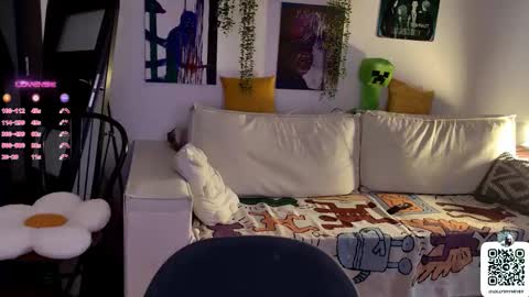 Snapshot of _lollyshy_ chatting on October 2, 2025, 10:44 am Lolly online show from October 2, 2025, 10:44 am