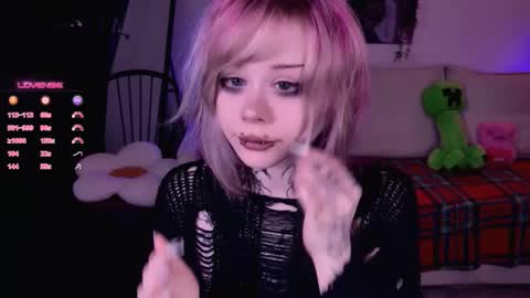 Lolly online show from November 28, 2025, 10:29 am