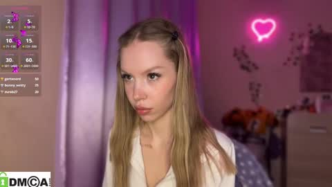 Snapshot of _love_me_again chatting on October 8, 2025, 9:45 pm Katie online show from October 8, 2025, 9:45 pm