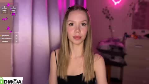 Snapshot of _love_me_again chatting on October 24, 2025, 9:11 pm Katie online show from October 24, 2025, 9:11 pm