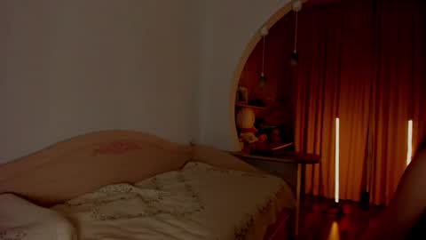 Alice online show from February 21, 2025, 10:48 pm