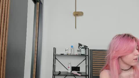 _lucystars online show from July 12, 2026, 12:18 pm