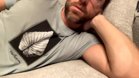 _lululeo_ online show from December 15, 2024, 10:26 pm