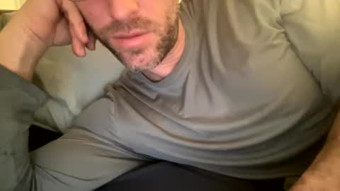 _lululeo_ online show from February 7, 2025, 3:34 am