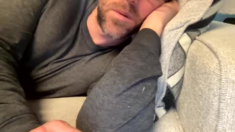 _lululeo_ online show from March 1, 2025, 9:48 pm