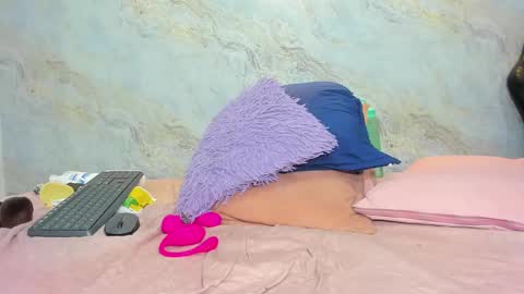 Maddy online show from February 11, 2025, 6:11 pm