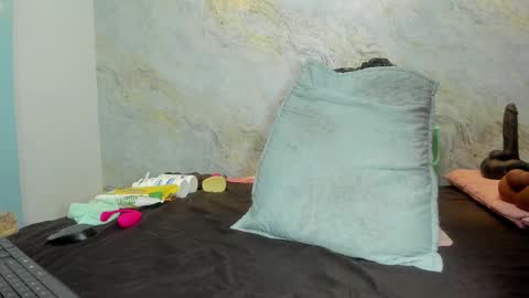 Maddy online show from February 20, 2025, 12:04 pm