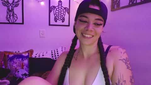 Snapshot of _marcela_wi chatting on December 26, 2024, 11:13 pm Marce  online show from December 26, 2024, 11:13 pm