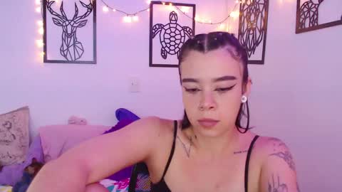 Snapshot of _marcela_wi chatting on February 5, 2025, 9:40 pm Marce  online show from February 5, 2025, 9:40 pm