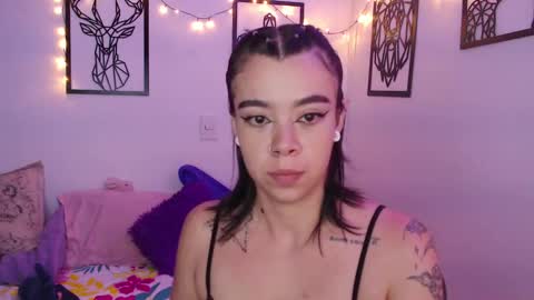 Snapshot of _marcela_wi chatting on February 6, 2025, 12:43 am Marce  online show from February 6, 2025, 12:43 am