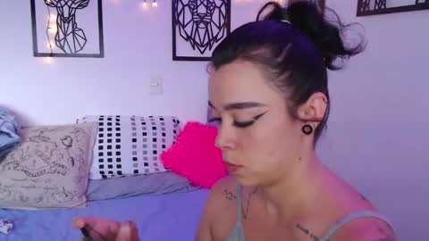 Snapshot of _marcela_wi chatting on March 9, 2025, 10:41 pm Marce  online show from March 9, 2025, 10:41 pm