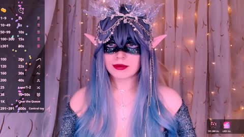 Kira online show from November 23, 2025, 8:36 am