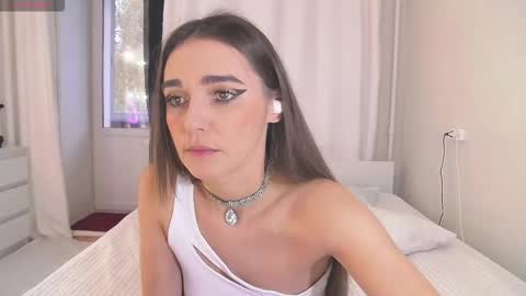 Mari online show from October 2, 2025, 7:48 am