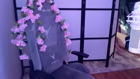 Snapshot of _mariko_ chatting on June 19, 2026, 3:38 pm Mariko online show from June 19, 2026, 3:38 pm