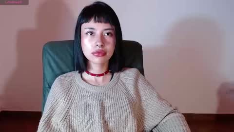 Mavis  online show from September 30, 2025, 8:25 pm