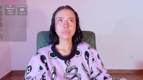 Mavis  online show from November 3, 2025, 8:54 pm